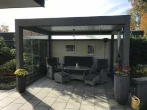 Terrassendach_mit_glastueren_driesen_voerde-dd95238f